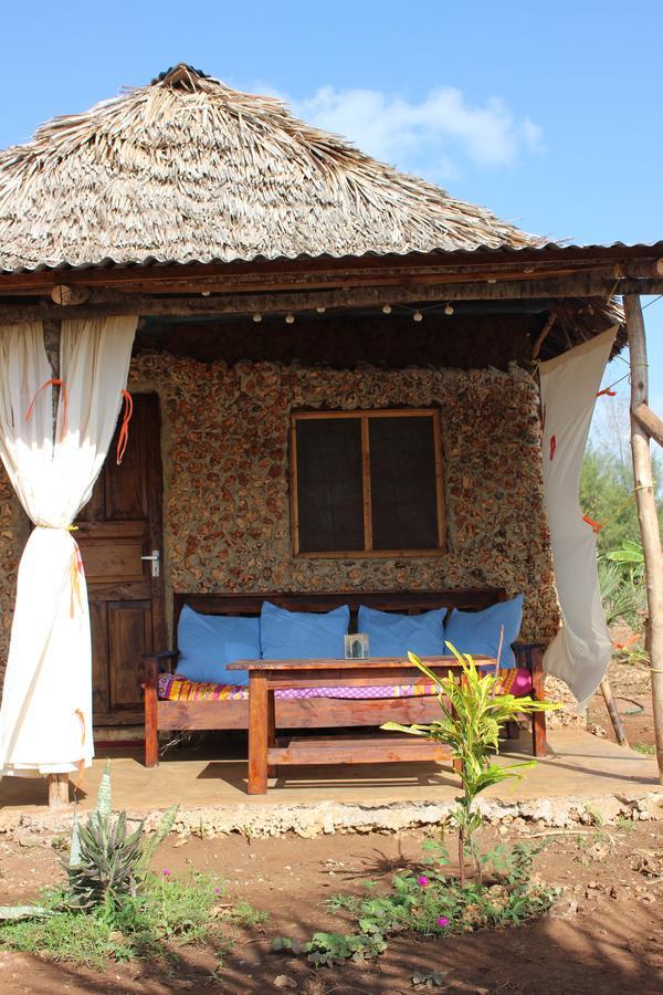 Bahati Diani House Glamping Diani Beach Exteriér fotografie